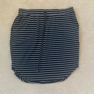 SHEIN Curve Women’s Black & White Striped Skirt Size 2XL